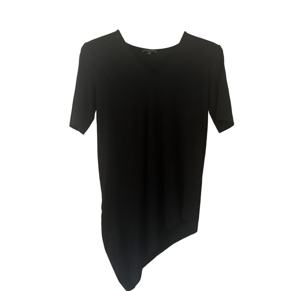 🌵 Universal Standard Women's Black V-Neck Diagonal Cut Hem T-Shirt - 3XS (00-0)